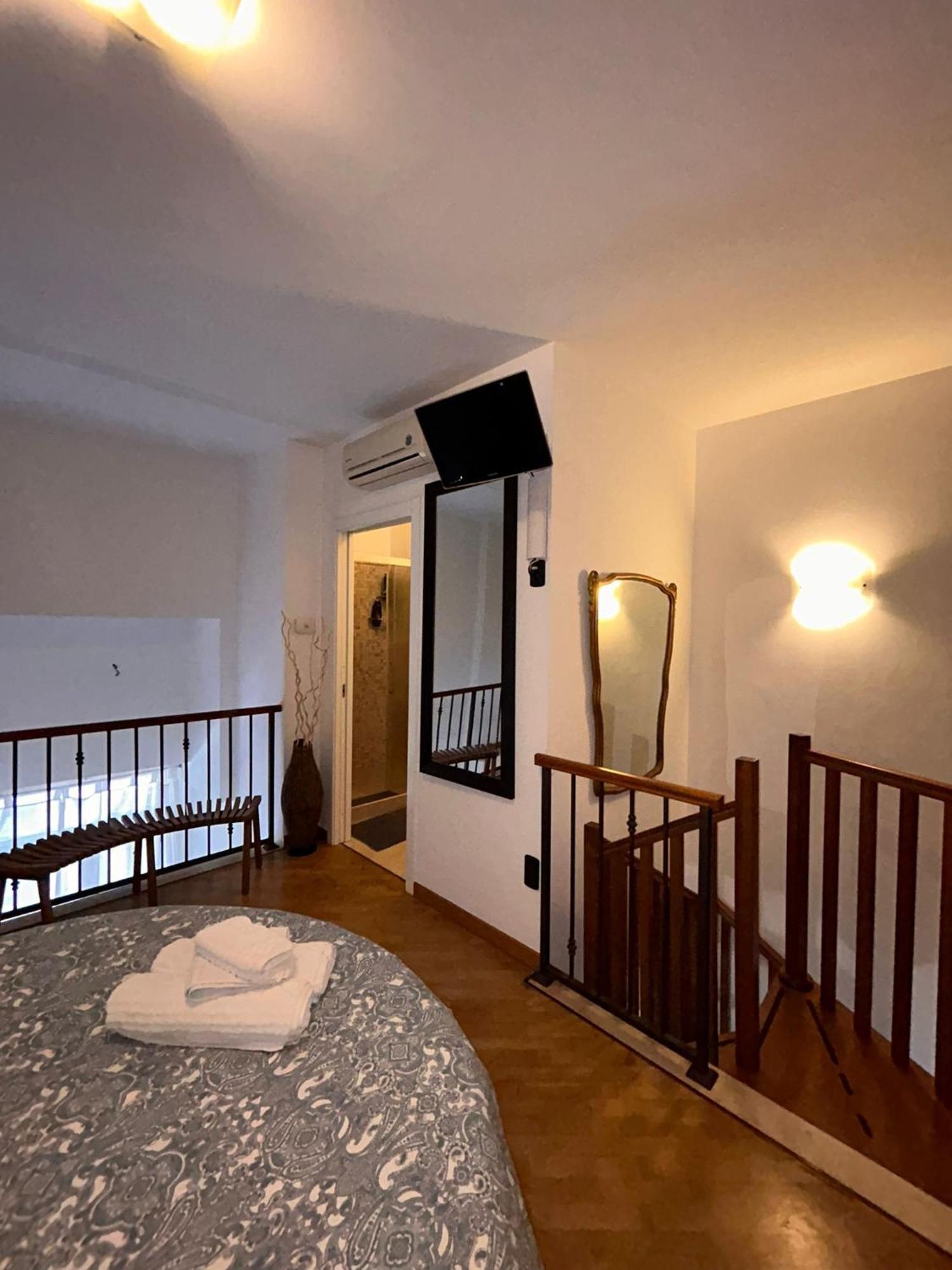 Namaste Luxury Guest House Bari Bagian luar foto